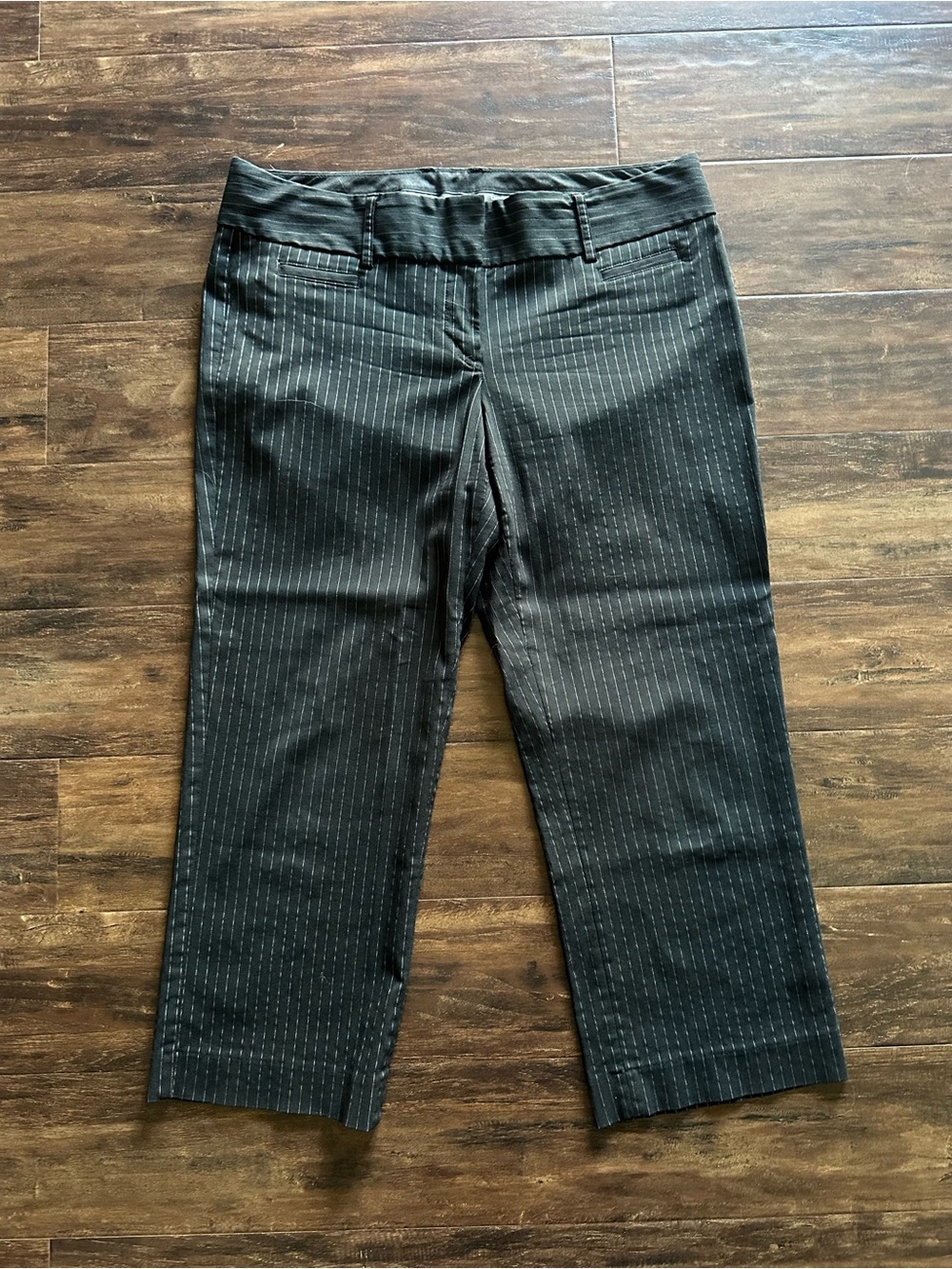 Express Black Pinstripe Cropped Dress Jeans